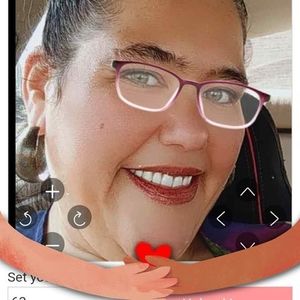 Meet your Posher, Kerri